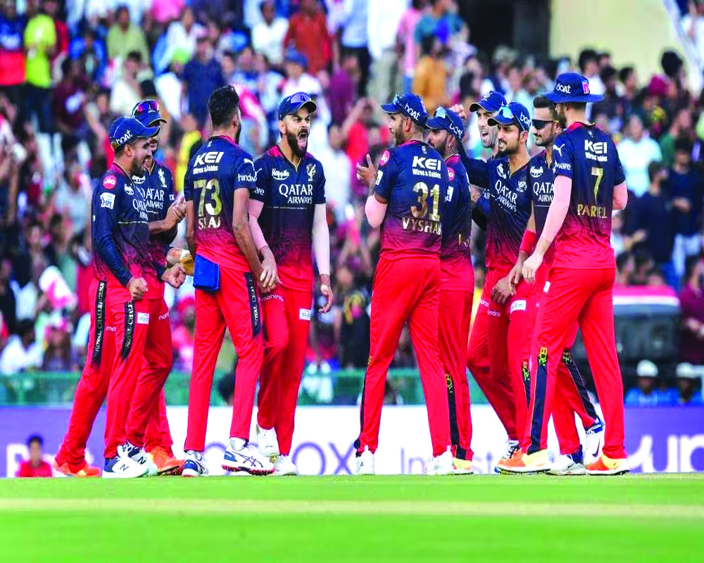 Du Plessis, Siraj script RCB win