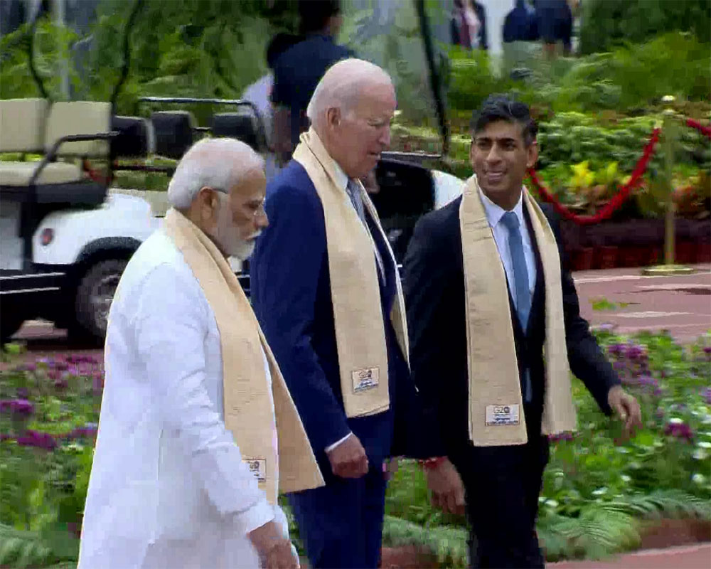 G20 leaders arrive at Rajghat to pay homage to Mahatma Gandhi