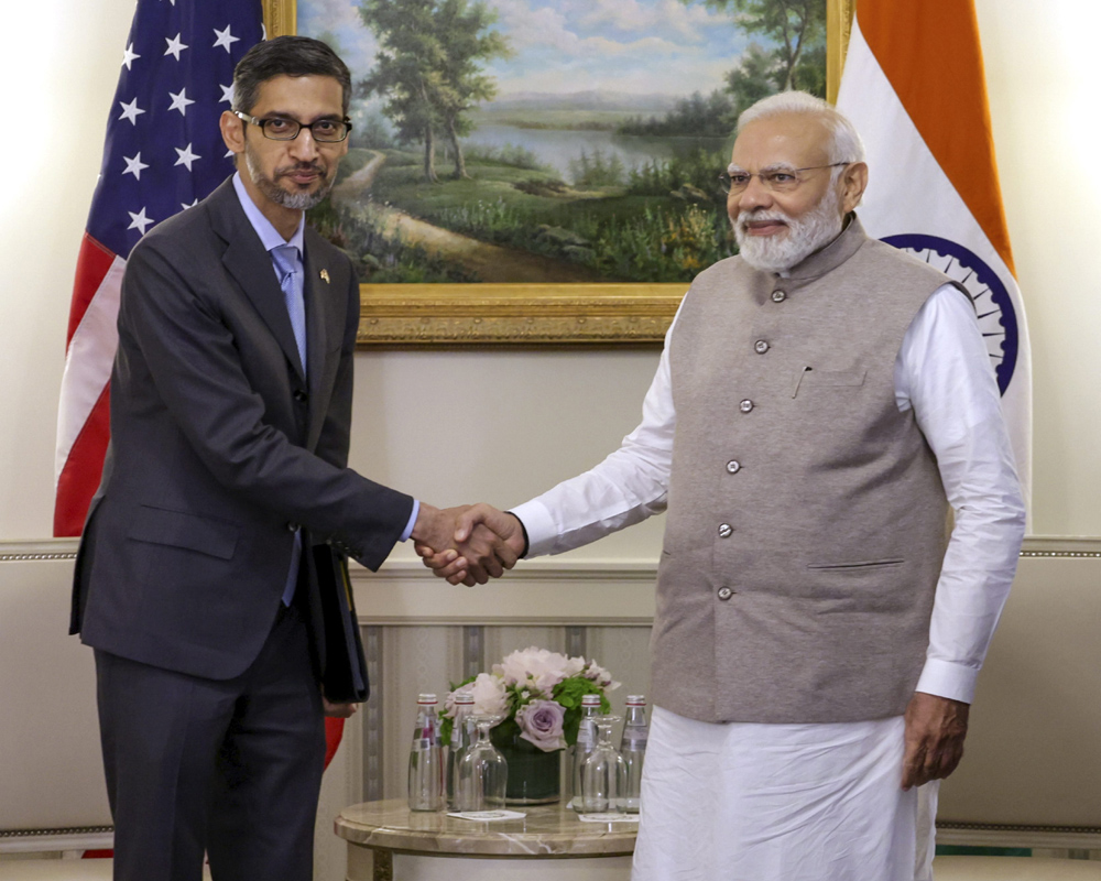 google-investing-usd-10-billion-in-india-s-digitisation-fund-pichai