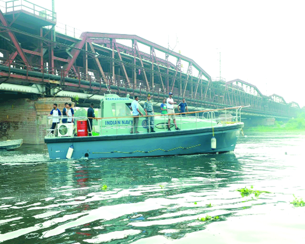 Navy does Navigability Assessment of Yamuna