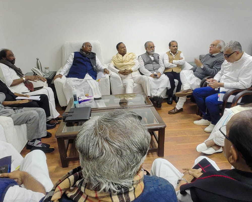 Opposition parties hone strategy against Centre in morning meet