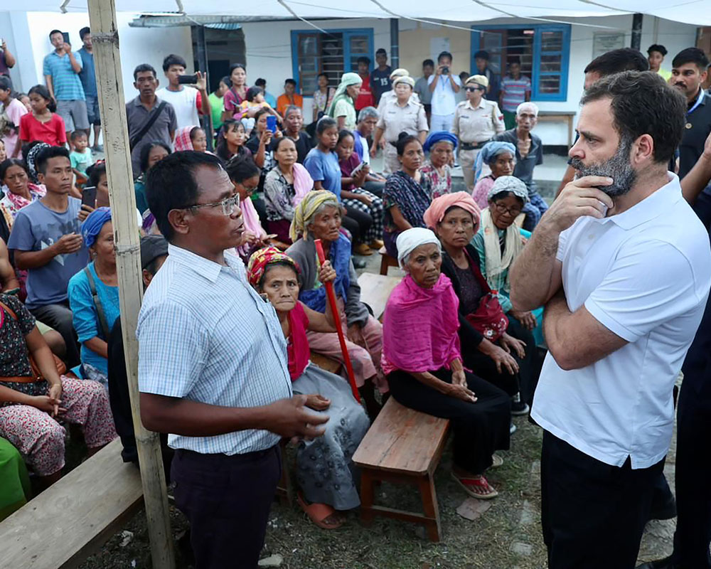 Rahul visits relief camps in Manipur's Moirang