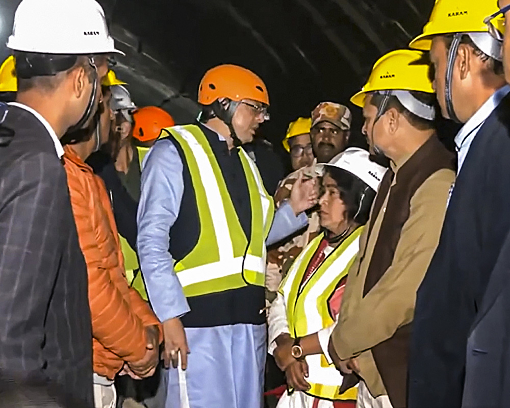 Uttarkashi Tunnel Collapse All Trapped Workers Safe Rescue Efforts