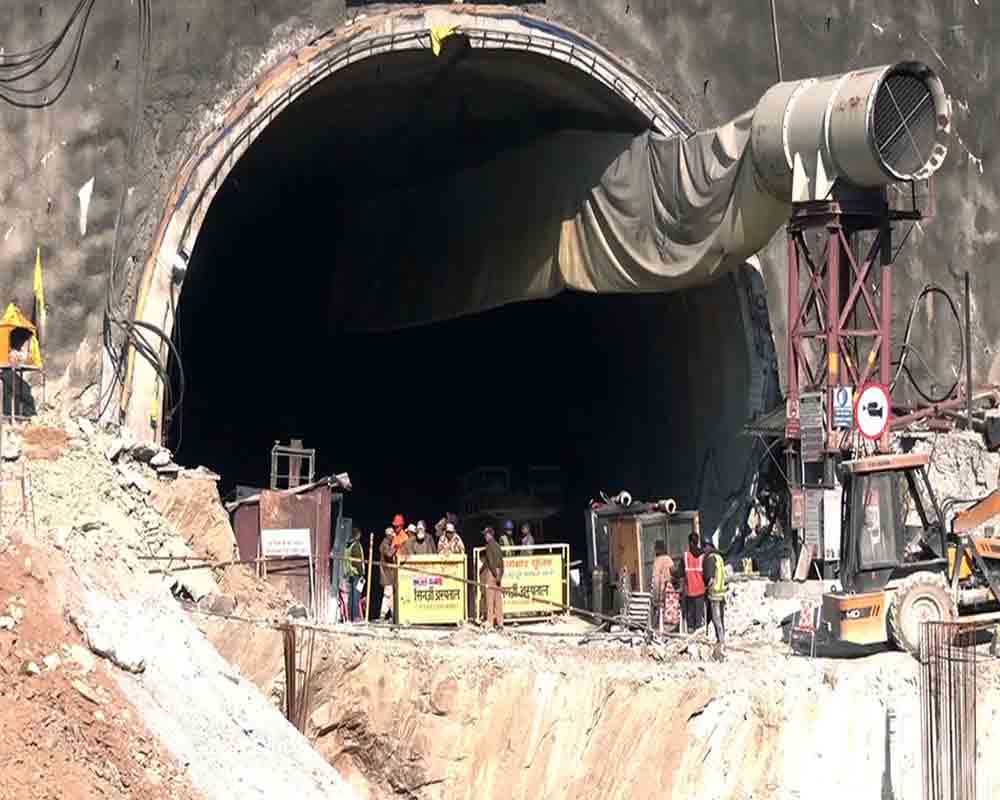 Uttarkashi tunnel rescue: NDRF conducts evacuation rehearsal using wheeled stretchers