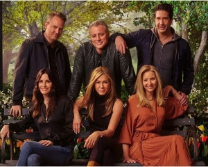 ‘Friends' cast 'utterly devastated' after Matthew Perry's death