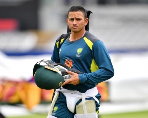 Khawaja to challenge ICC reprimand, says armband was for a bereavement