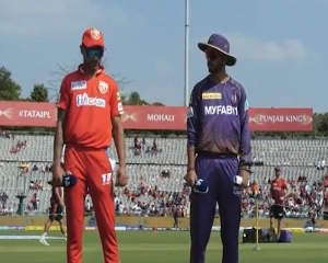 Kolkata Knight Riders elect to bowl against Punjab Kings