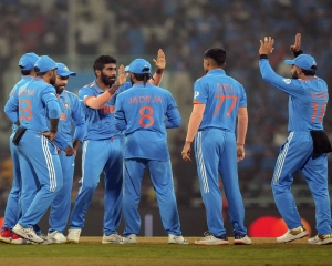 Red-hot India take on Sri Lanka in World Cup battle of unequals