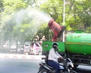 Toxins engulf Delhi’s lungs