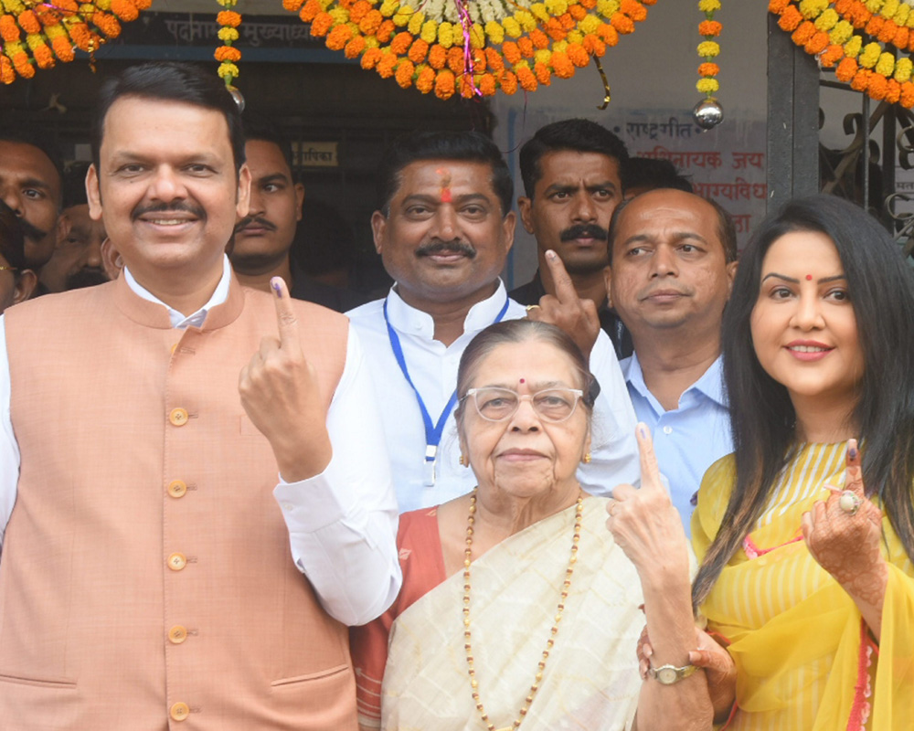 32.18 pc voter turnout recorded in Maharashtra assembly polls till 1 pm