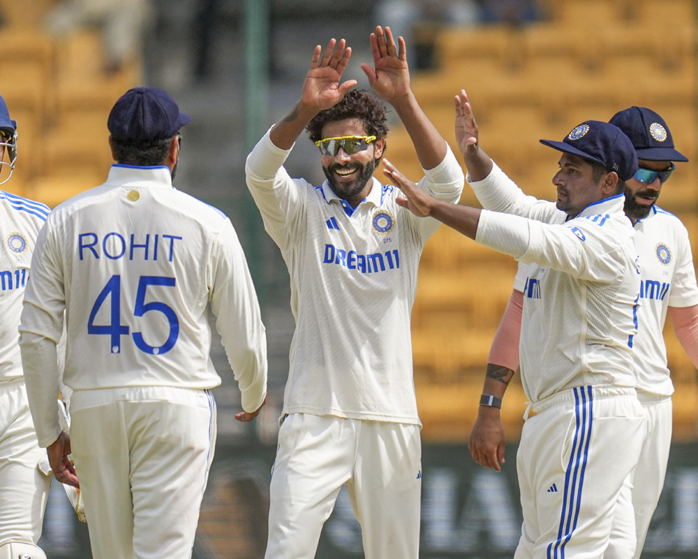 1st Test: Ravindras hundred takes NZ to 345/7 at lunch as India wilt