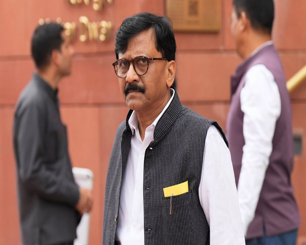 2 motorcycle-borne men conduct 'recce' of Sanjay Raut's bungalow, police launch probe