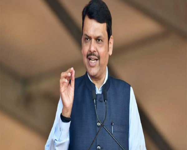 Fadnavis hits out at Oppn, accuses it of not believing in Constitution