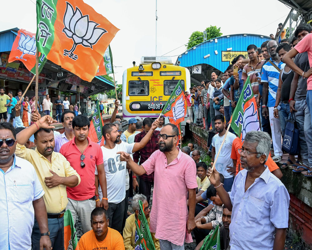 BJP workers clash with police while trying to enforce West Bengal shutdown, many leaders held