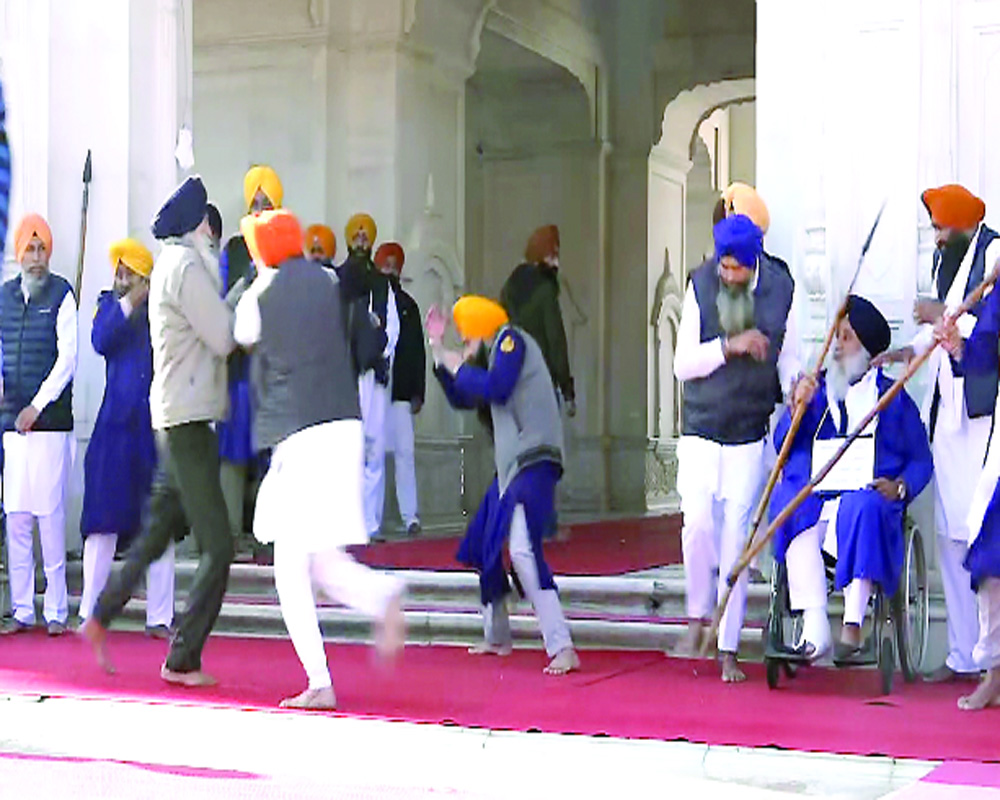 Bullets fired in Golden Temple