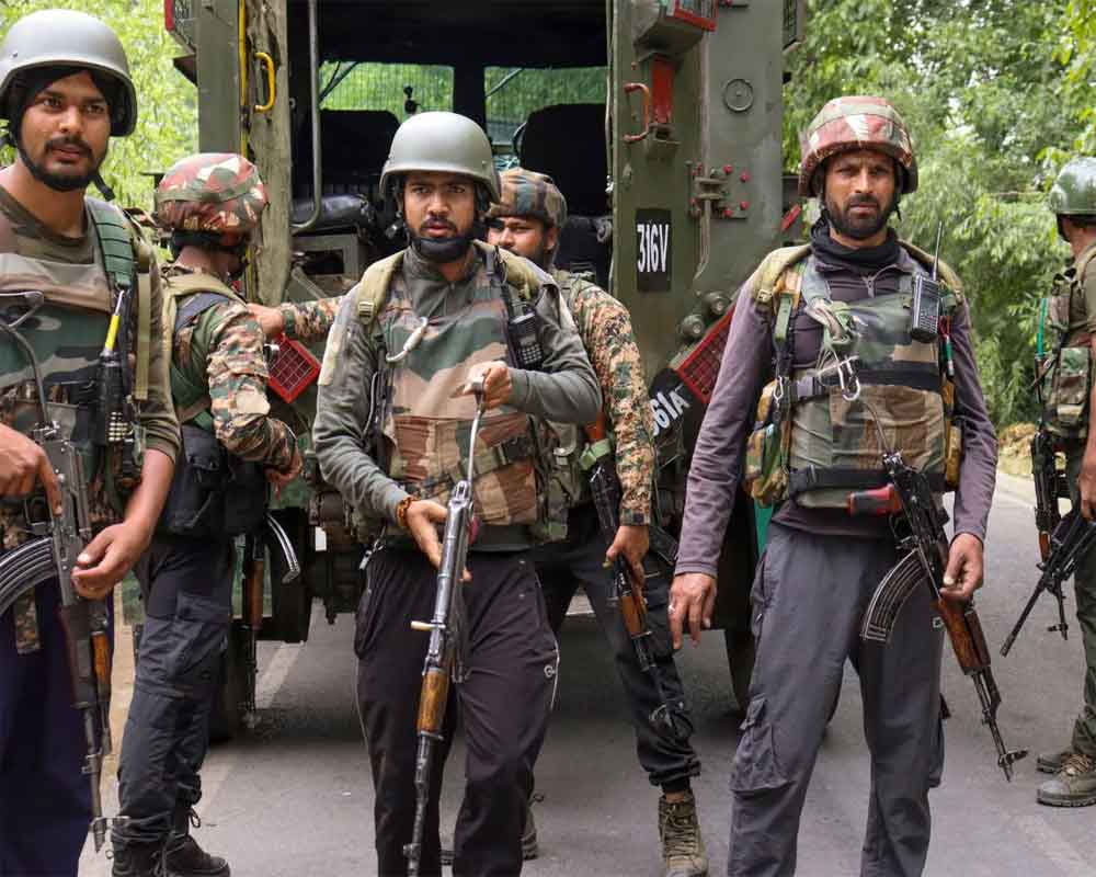 Cop killed in gunfight with terrorists in J-K's Kathua