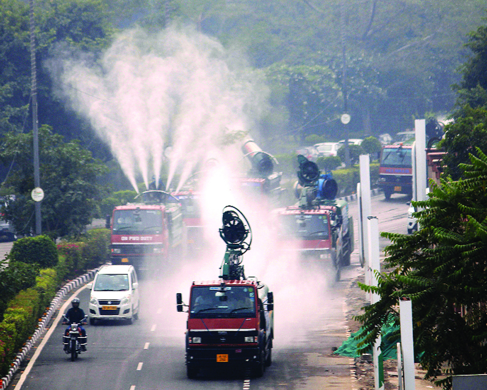 Delhi's air quality 'very poor', minimum temperature 11.3 deg C