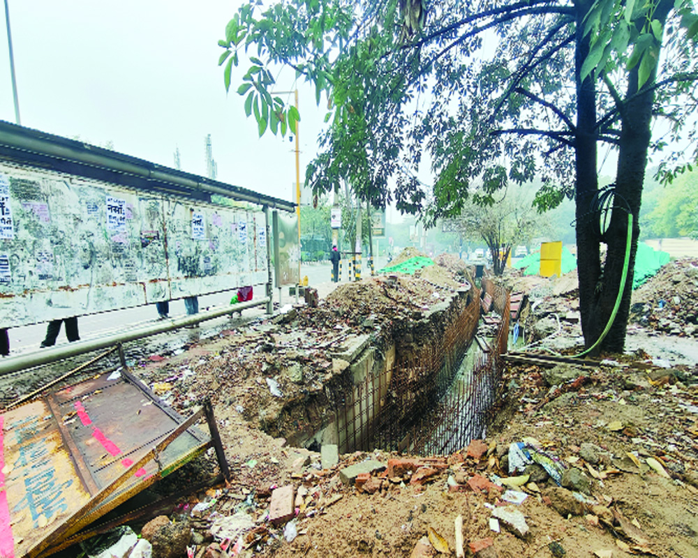 Delhi struggles with overflowing drains