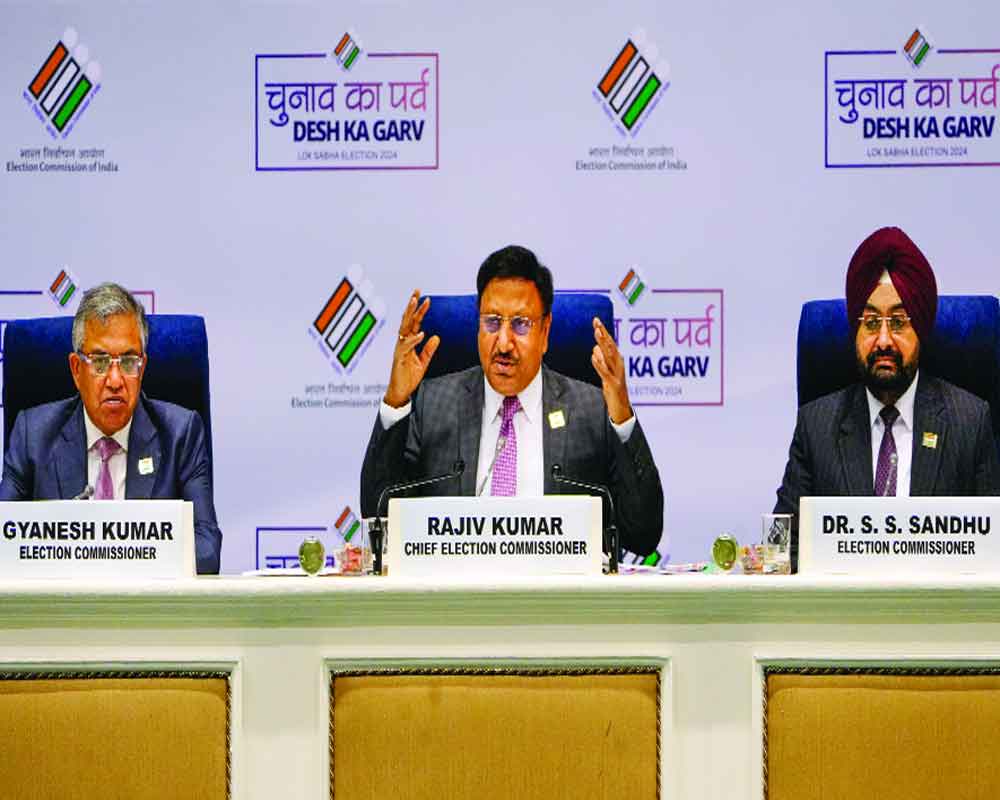 EC removes top bureaucrats ahead of poll