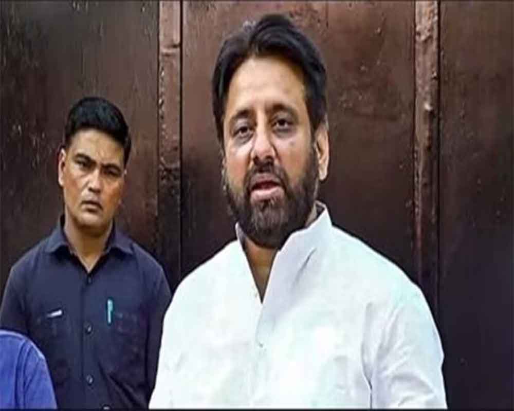 ED produces Amanatullah Khan in Delhi court, seeks 10-day custody