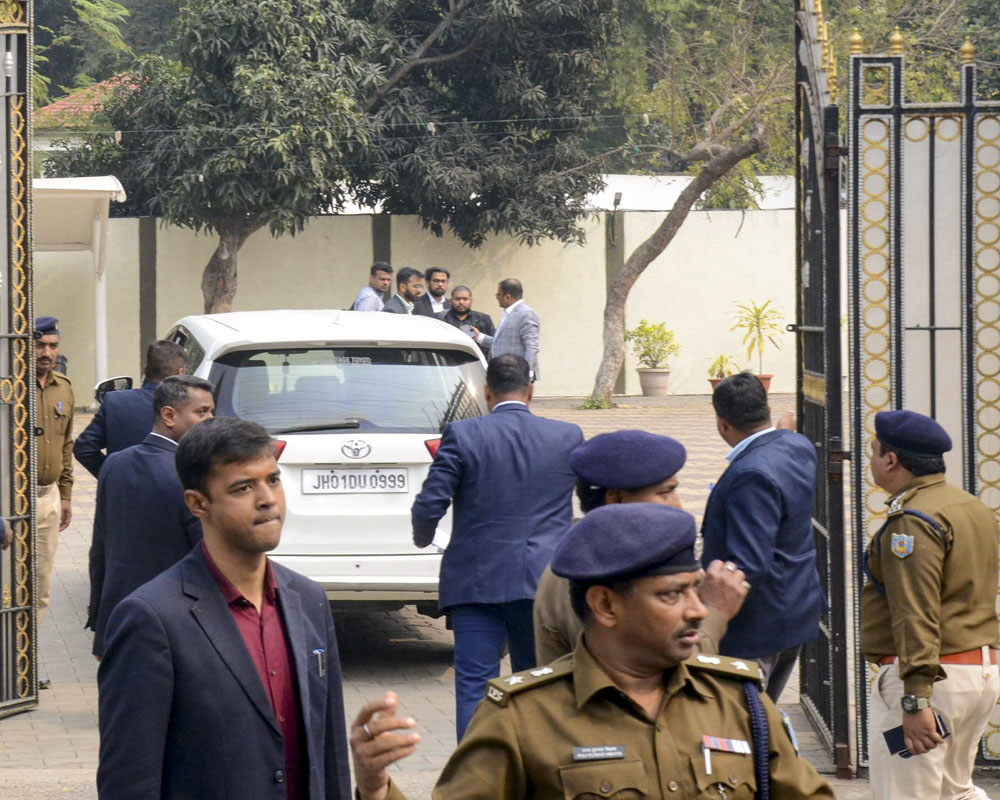 ED sleuths reach Soren's Ranchi residence, to question him in money laundering case