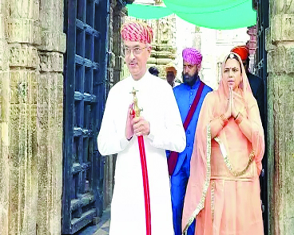 Eklingnathji puts a divine pause in royal Mewar drama