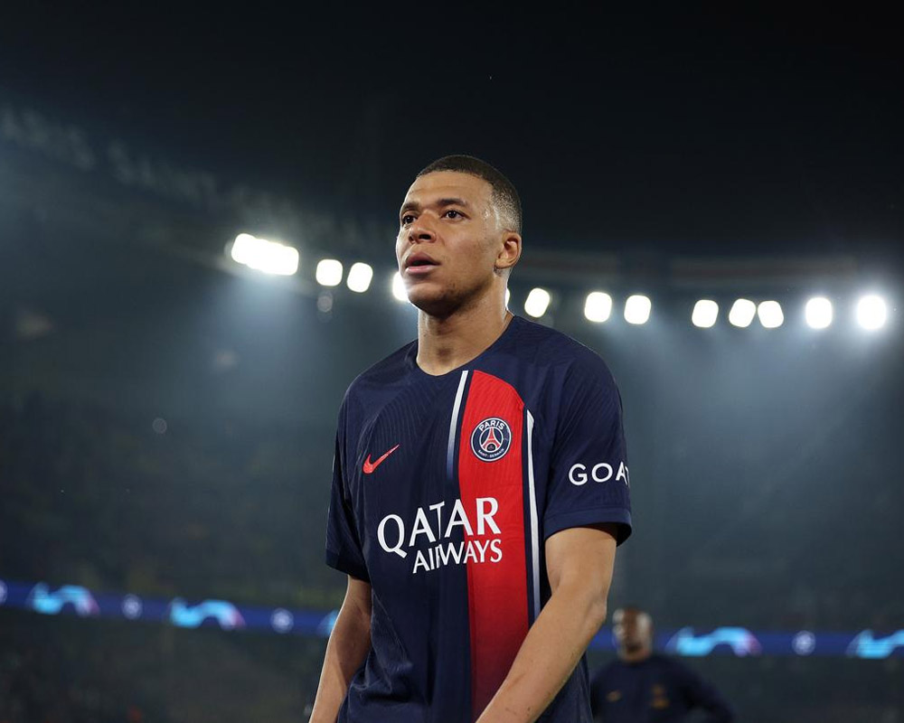 Emotional Mbappé confirms he will leave PSG ahead of an expected move to Real Madrid