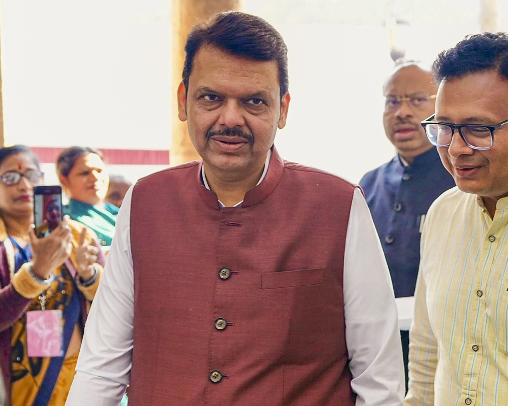 Fadnavis announces judicial probes into Parbhani violence, Beed sarpanch murder