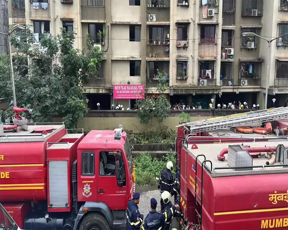 Fire breaks out in Pune building, 7-8 persons rescued; no one hurt