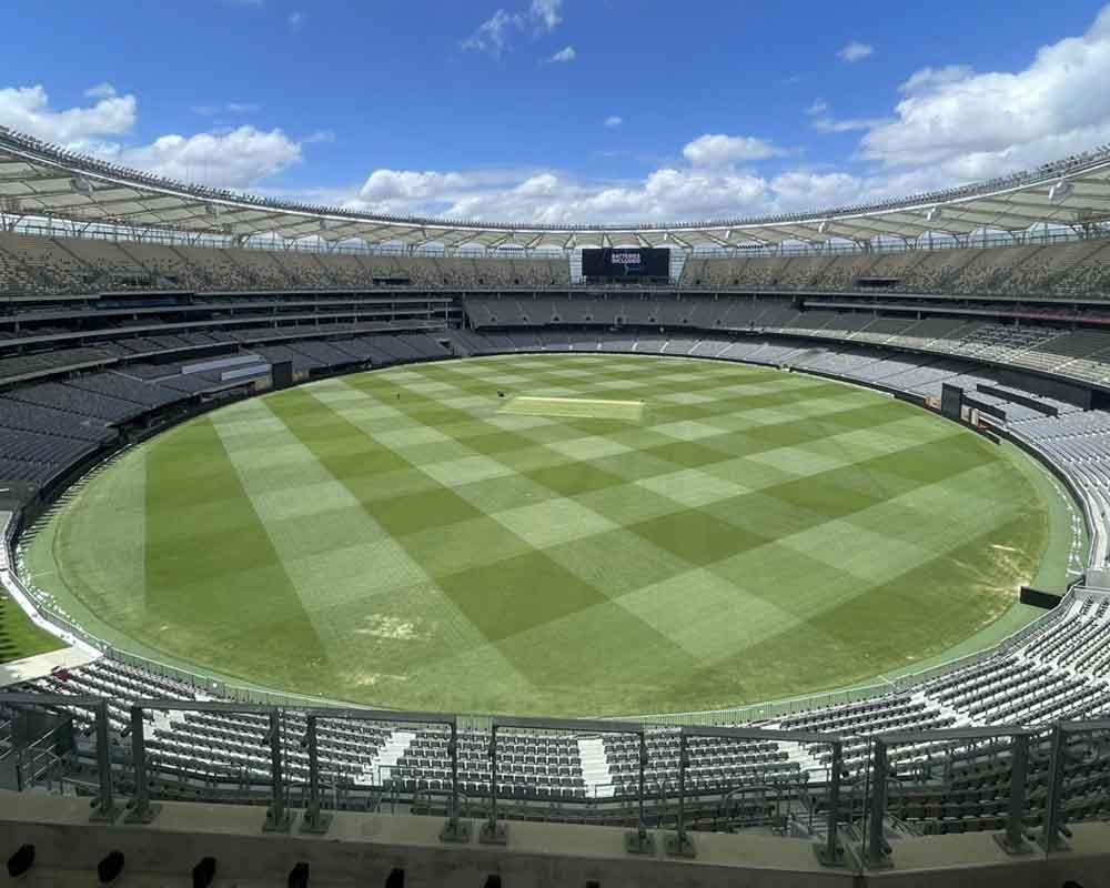 Following spell of unusual rain, WACA curator doesn't expect Perth pitch to develop 