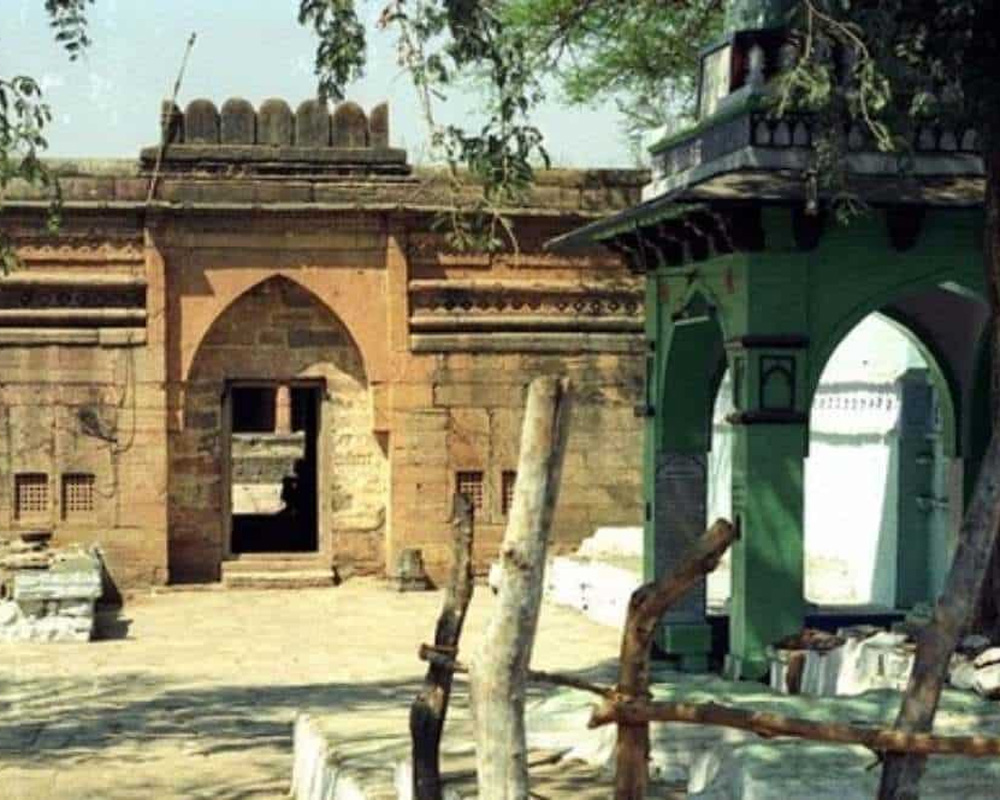 HC asks ASI to conduct scientific survey of 11th century monument Bhojshala in MP's Dhar