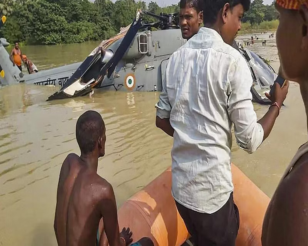 IAF helicopter makes emergency landing in Bihar's Muzaffarpur, all occupants safe