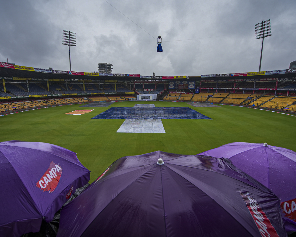 India Vs NZ 1st Test Rain washes out opening session at Bengaluru