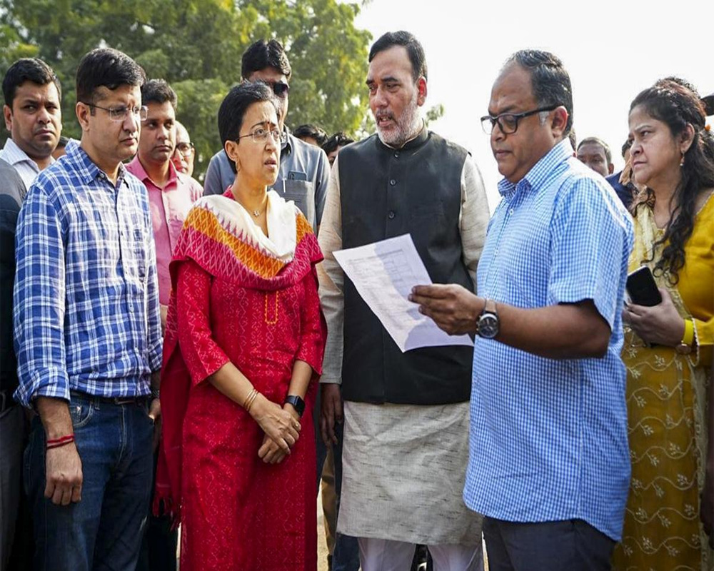 Influx of buses from other states increasing pollution in Delhi: Atishi