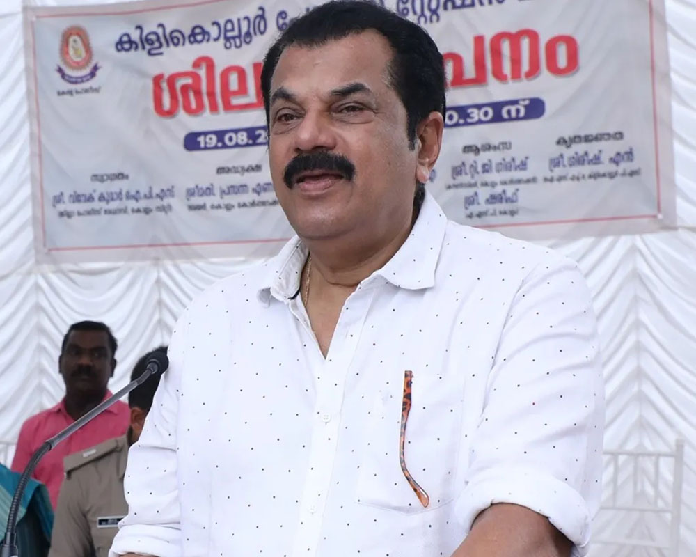 Kerala actor-politician Mukesh booked for rape on actress' plaint