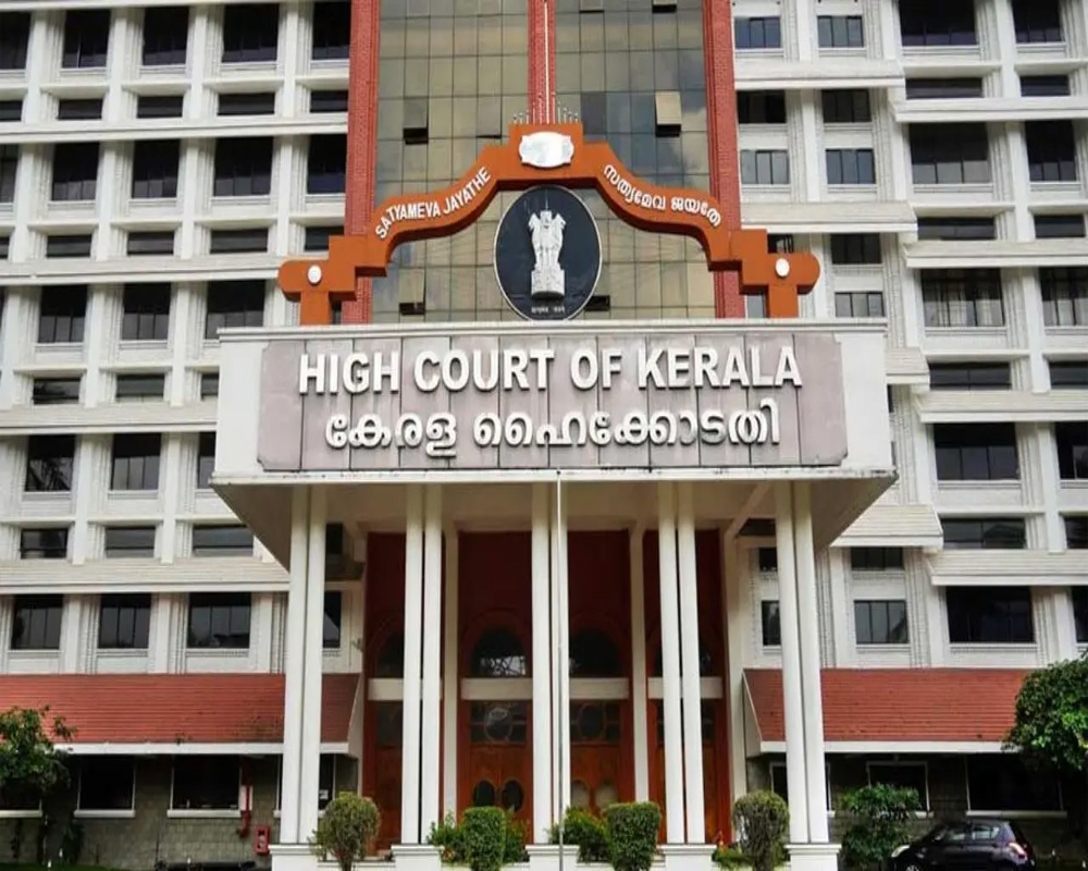 Kerala HC denies bail to police officer accused of 'raping' minor Dalit girl