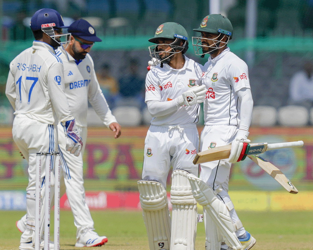 Mominul strikes patient century, India reduce Bangladesh to 205/6