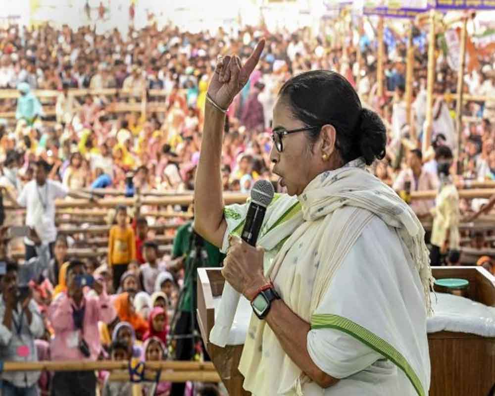 Monks take out protest rally in Kolkata against Mamata Banerjee's remarks