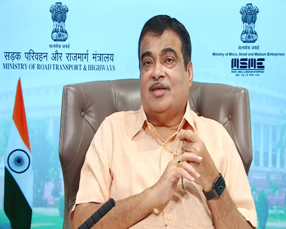 Nobody should take Rahul Gandhi seriously: Nitin Gadkari