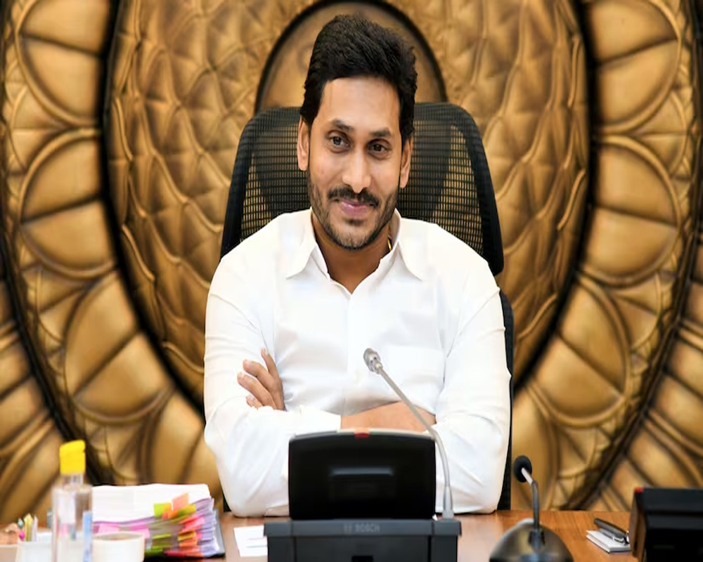 Pawan lacks 'courage' to question Naidu, targets woman Dalit minister: Jagan