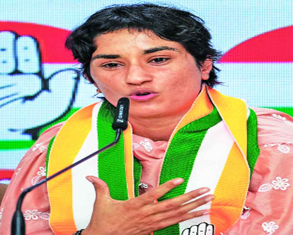 Phogat, Punia join Congress