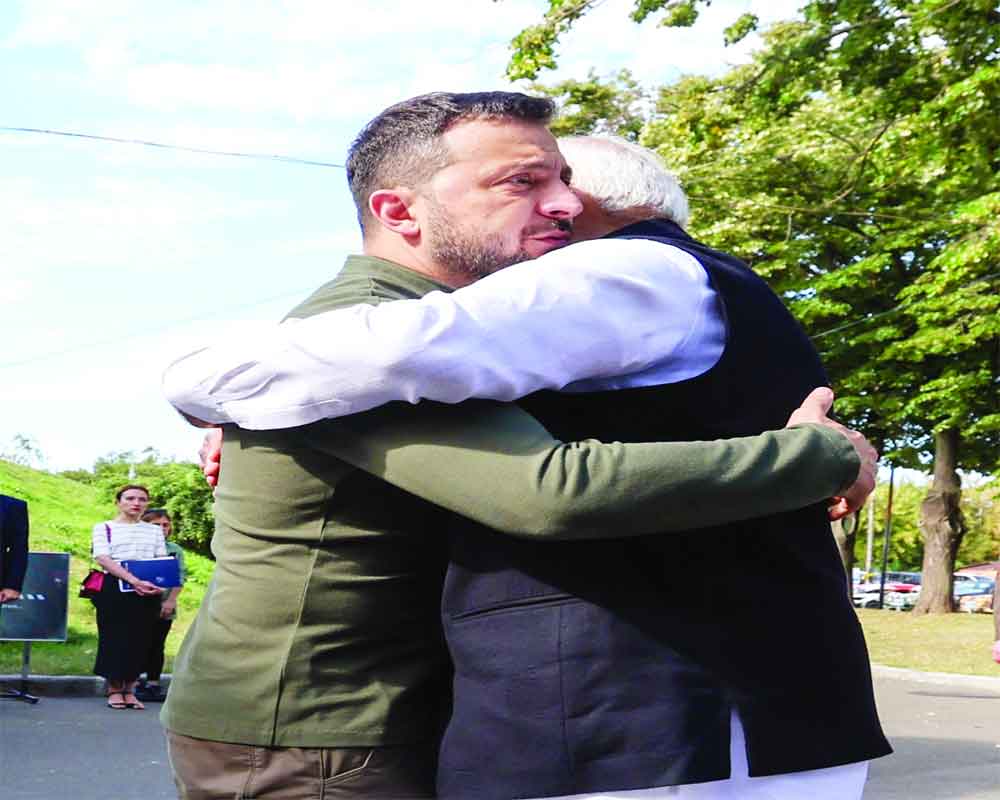 PM Modi gives Zelenskyy a comforting hug