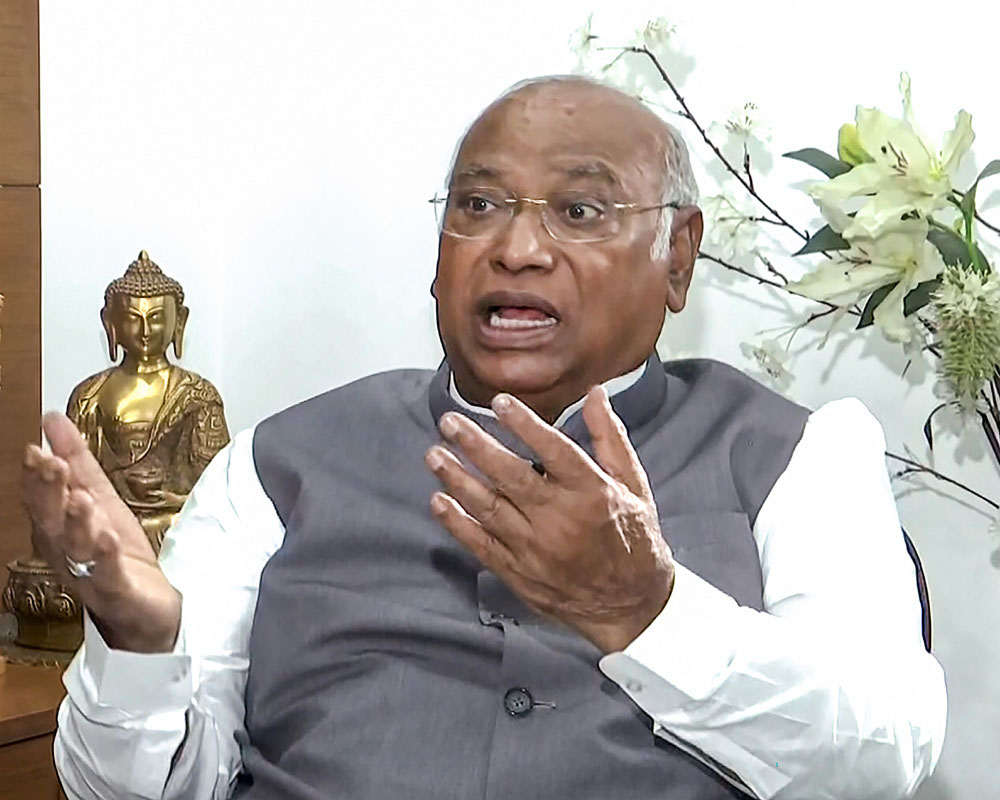 PM Modi should pay attention to basic economic issues of country: Kharge