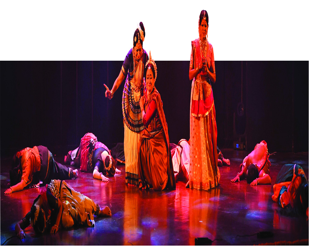 Powerful Dance Narratives in “Stree Spandan”