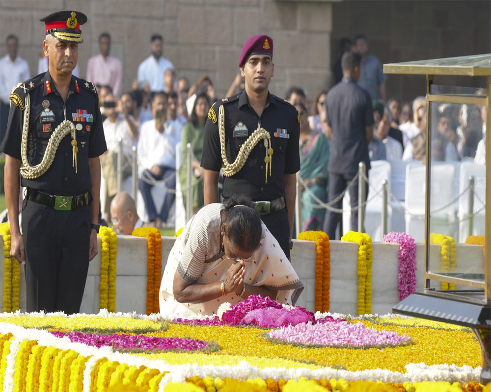 President Murmu pays tribute to Gandhi, Shastri on birth anniversary