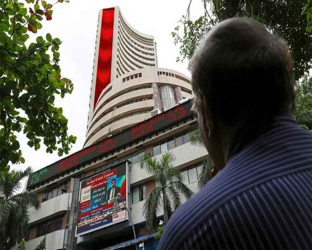 Sensex, Nifty decline in early trade as FPIs selling spree, IT stocks dampen market sentiment