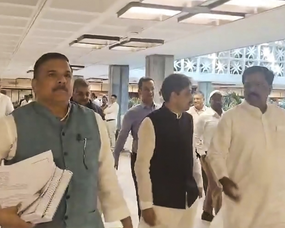 Several opposition MPs walk out of joint committee meeting on Waqf Bill