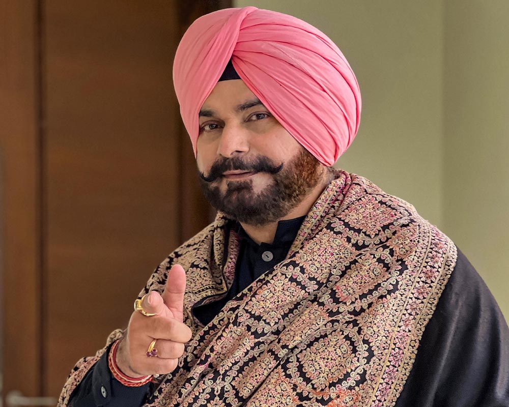 https://www.dailypioneer.com/uploads/2024/story/images/big/sidhu-returns-to-first-love--back-in-commentary-box-after-decade-this-ipl-2024-03-19.jpg