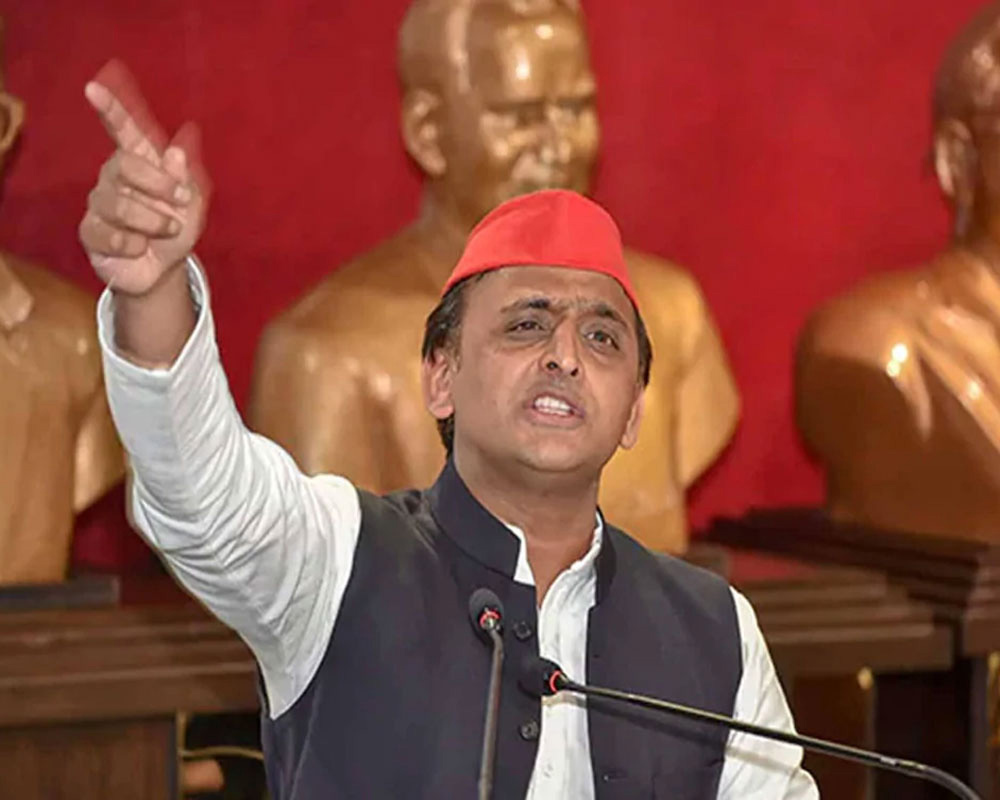 Those who lack love in their lives have ill-will towards red colour: Akhilesh on Adityanath's jibe