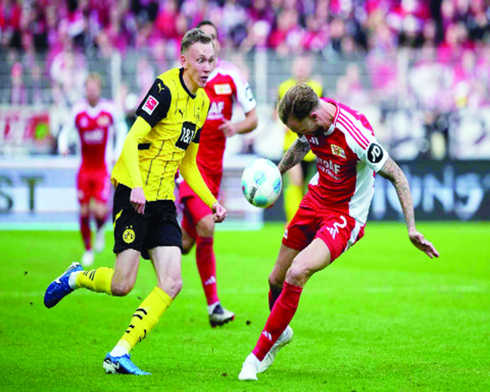 Underdogs strike as Bayern rivals Leverkusen and Dortmund drop points in Bundesliga